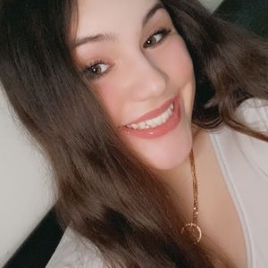 Meet your Posher, Sophia